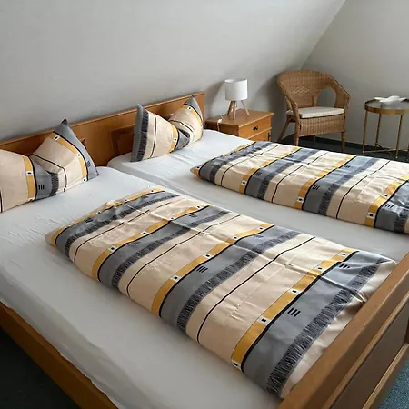 Skyblick Doppelzimmer Mit Bad In Quarto em Acomodações Particulares Willingen (Upland)